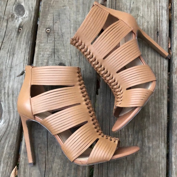 BCBGeneration Shoes - EUC BCBG heeled booties